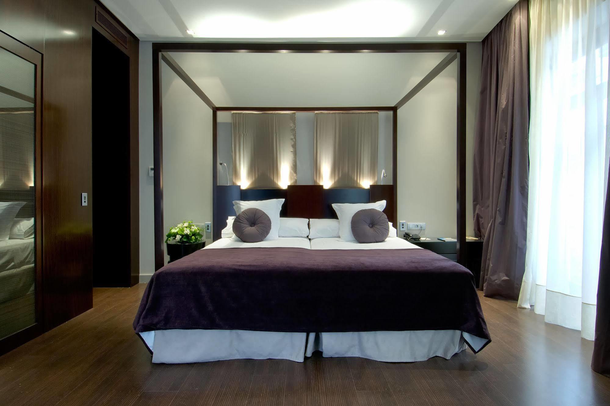 Vincci Palace Валенсия Стая снимка